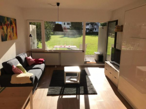 Central Garden-Mountain Apartment